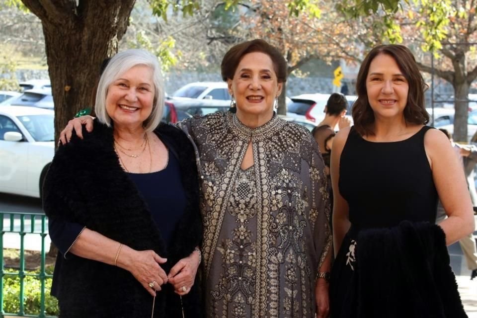 Marga Lobo, Cristina Lobo y Marga Bremer