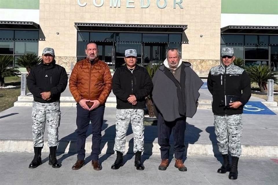 El Alcalde de San Pedro se reunió con el General de Brigada Arody Salvador Lorenzo Bautista.