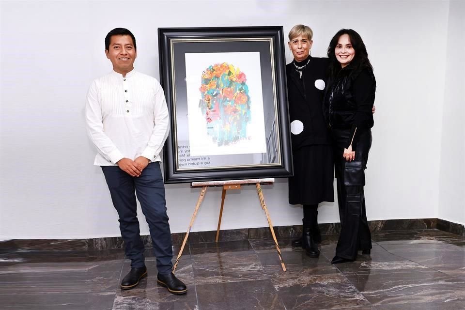 Carlos Garúz, Beatriz Bárcena y Gloria Díaz