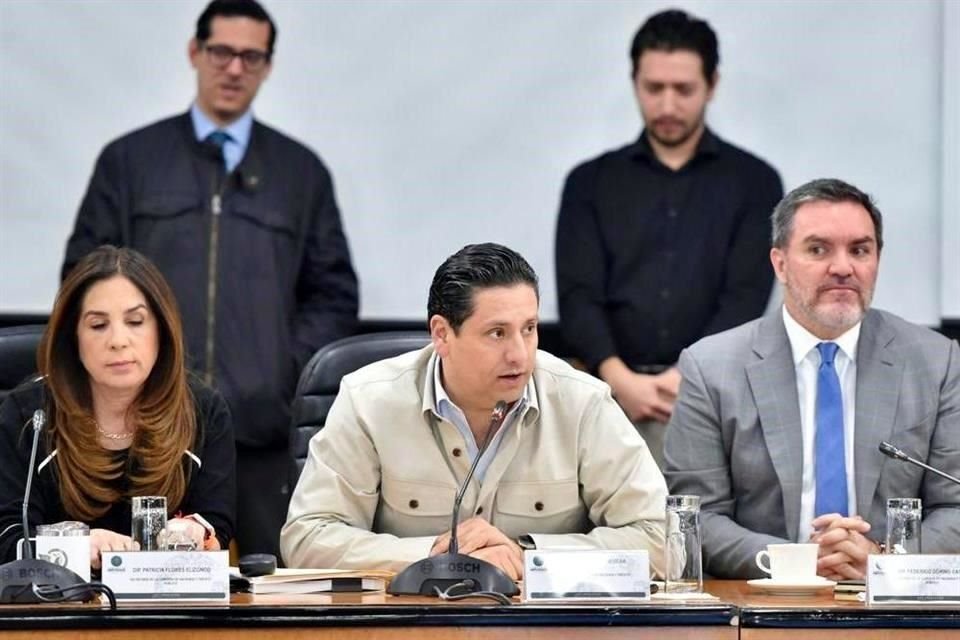 El legislador panista señaló que el ex Alcalde Miguel Treviño se adelantó al defender al ex Director Jurídico Benito Juárez por la demolición de un puente de acceso al desarrollo Ysabella.