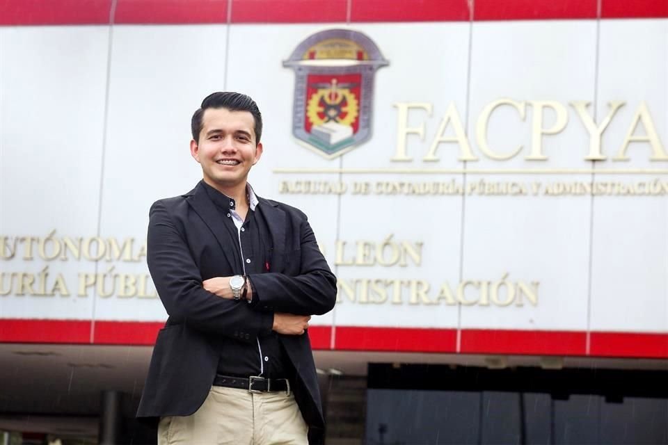 Rolando Zarek Martínez estudia Negocios Interna-cionales en la UANL.