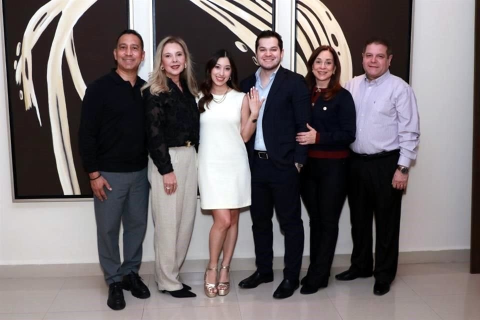 Jorge Ortegón, Maru Ruiz de Ortegón, Eugenia Ortegón Ruiz, José Arturo García Garza, Norma Nelly Garza de García y José Arturo García López