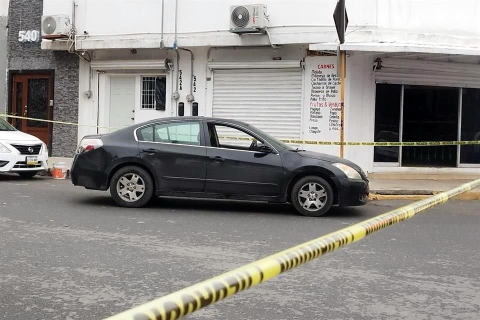 Los uniformados lograron detenerlo alrededor de las 16:00 horas en el cruce de Isaac Garza y Edison.