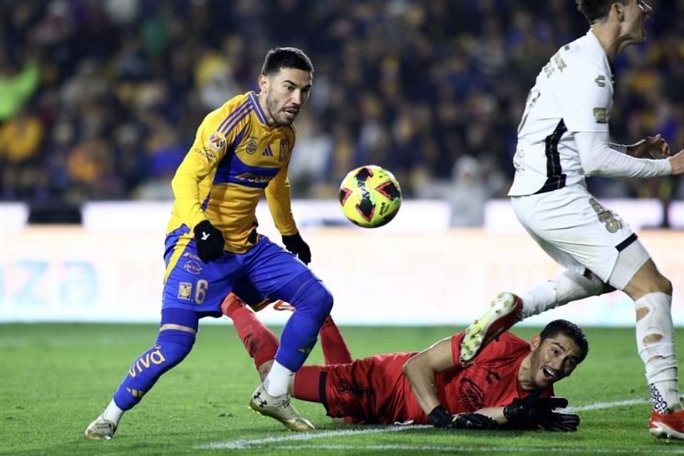 Y aunque a Vigón le anularon un gol, enseguida marcó por la vía penal.