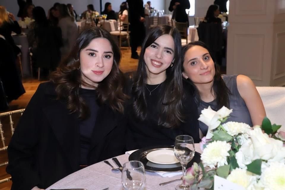 Aby Meléndez, Ana Karen Valtier y Mariel Lozano