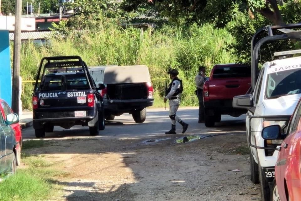 Una persona fue ejecutada y lanzada en un predio baldío en la colonia 1 de Mayo en Villahermosa.