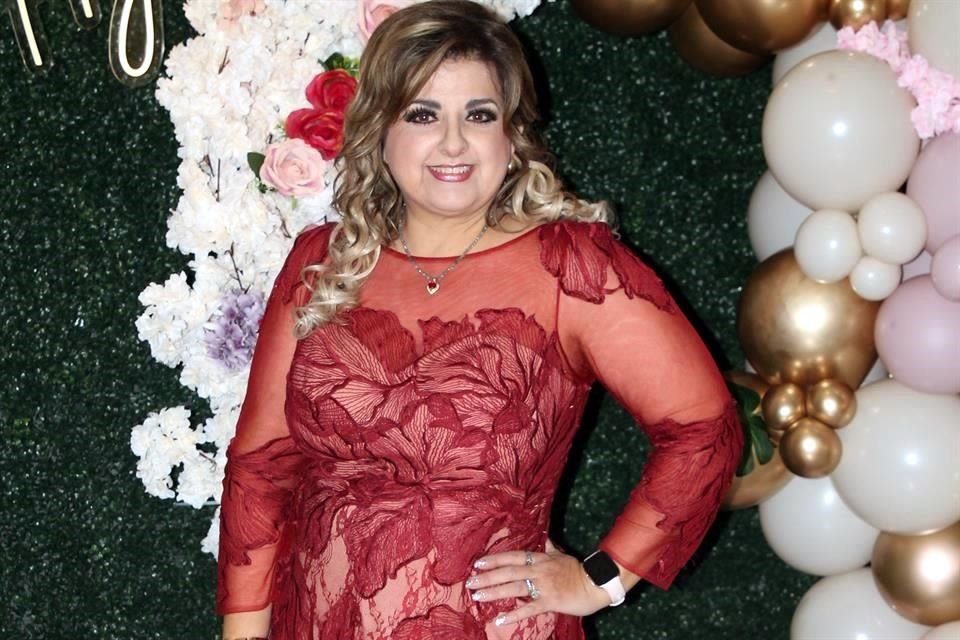 Ayda Martínez de Fernández