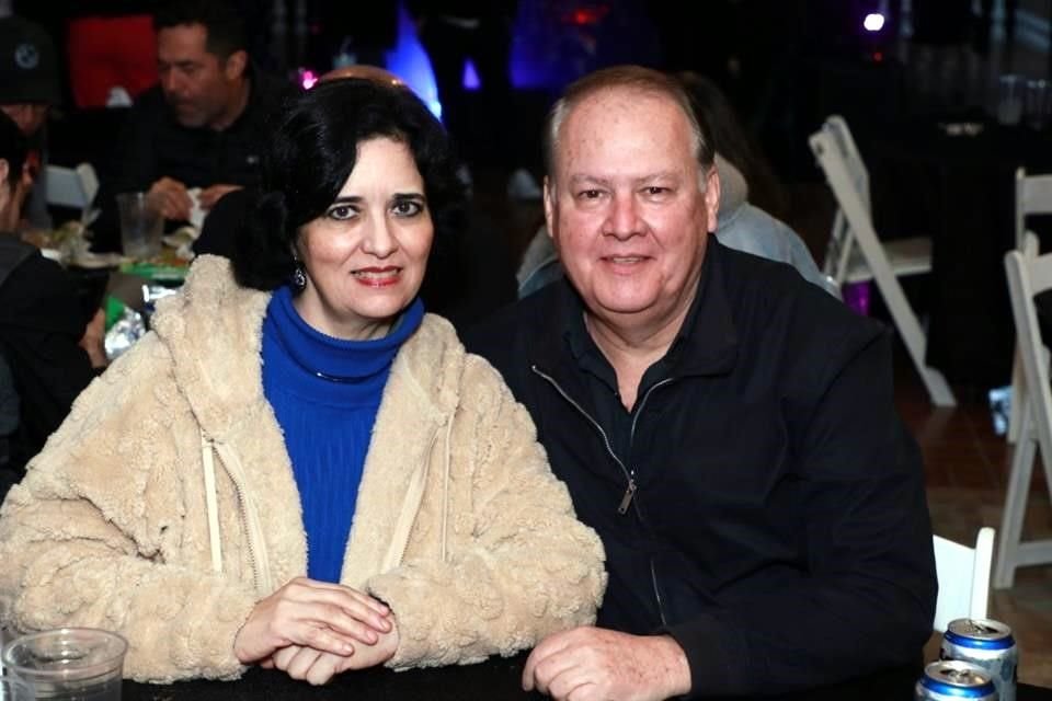 Corina Flores y Marco Antonio Buxadé