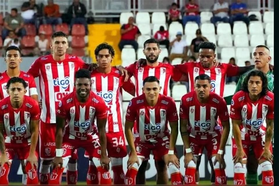 El Real Estelí esperaba a todas las estrellas de Tigres.