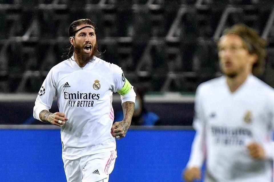 Sergio Ramos, vistiendo la camiseta del Real Madrid en un partido de la Champions League.