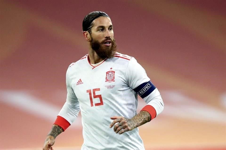 Sergio Ramos como capitán de la Selección de España, en un partido amistoso ante Países Bajos en 2020.