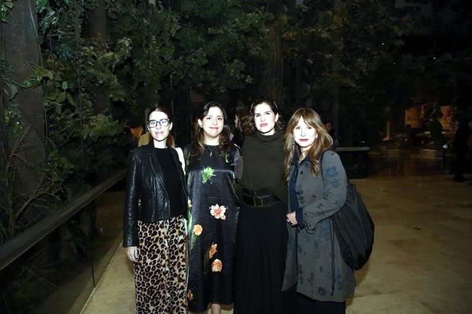 Mary Cruz Garrido, Brenda Fernández, Lorena Guillé y Laura Pacheco