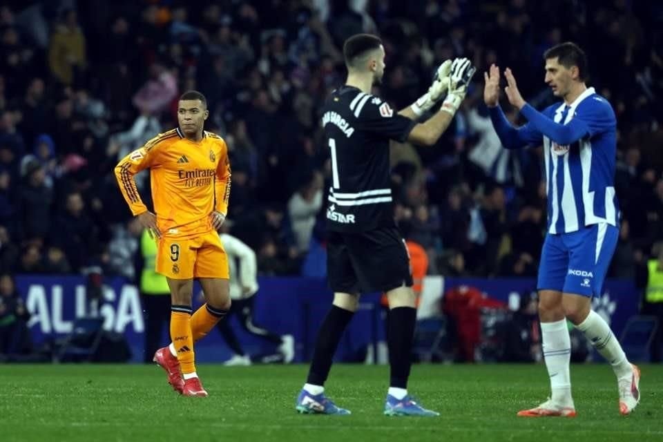 El Real Madrid se quejó del arbitraje en la derrota ante el Espanyol.