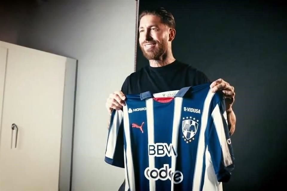 Sergio Ramos ya tiene la 93 de Rayados.