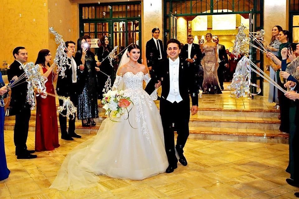 Celeste Martínez Ortiz y Adrián Treviño Treviño