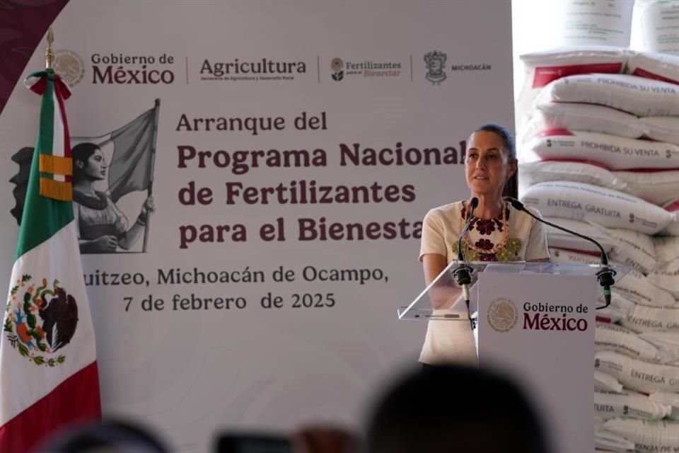 Claudia Sheinbaum, Presidenta de la República, en arranque del Programa Nacional de Fertilizantes para el Bienestar en Cuitzeo, Michoacán.