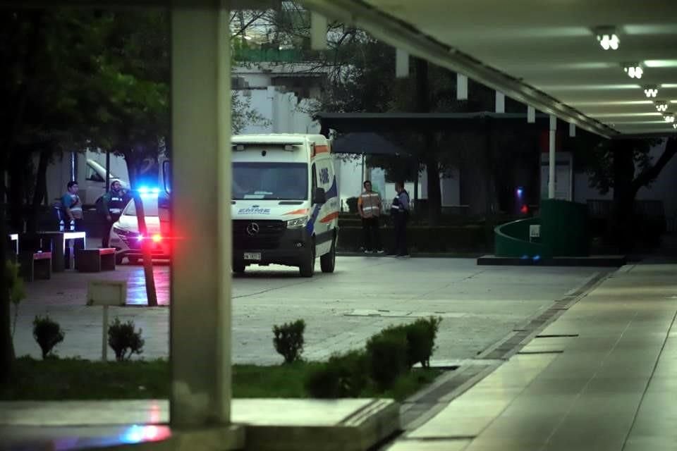 El incidente fue reportado alrededor de las 17:00 horas, en un área abierta y cercana al piso 9, en las instalaciones de la facultad ubicada en Ciudad Universitaria.