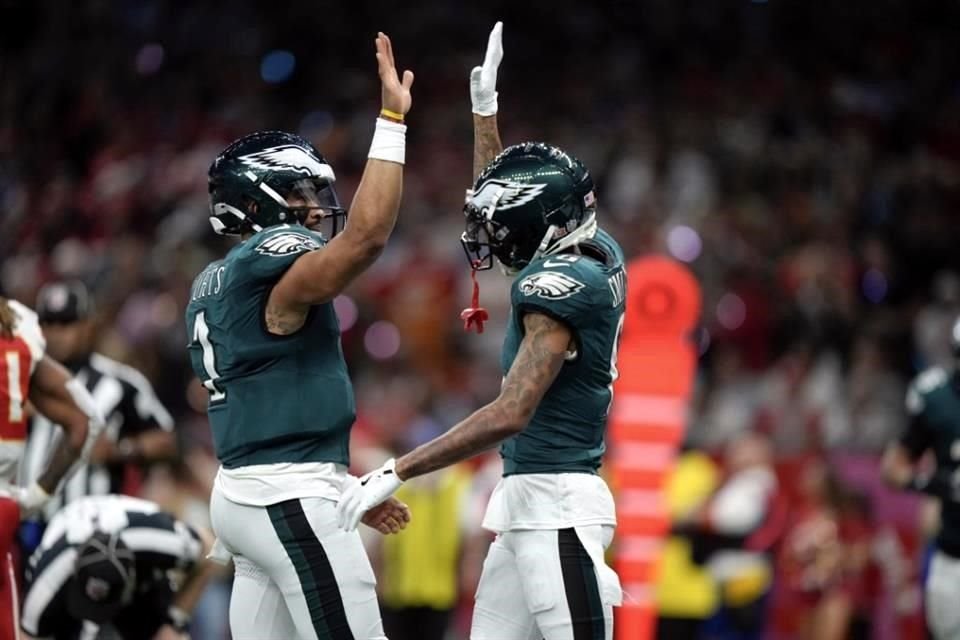 La ofensiva de Eagles no tuvo problemas en el Super Bowl.