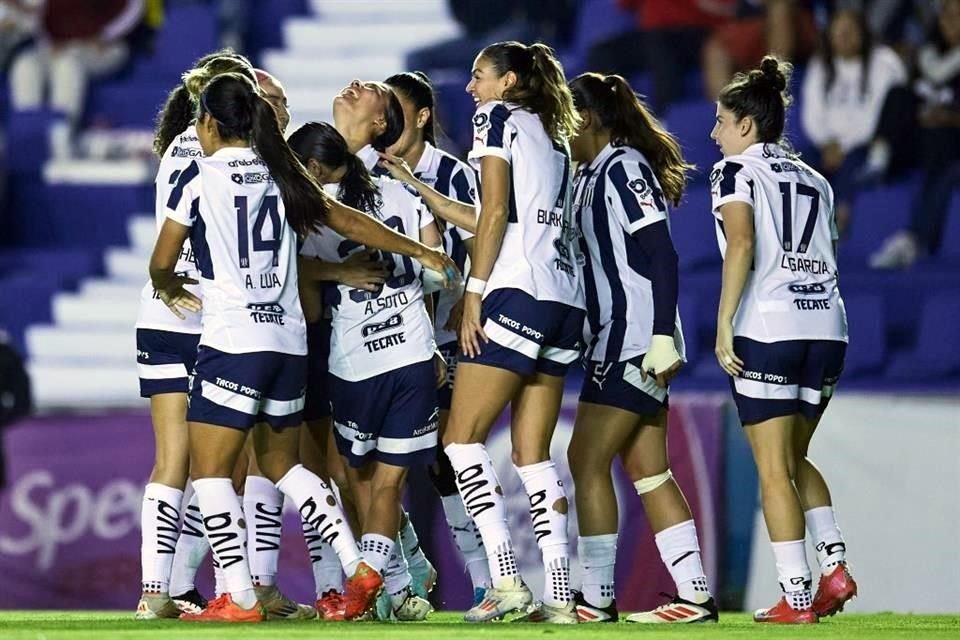 Rayadas no pudo mantener ventaja en dos ocasiones y terminó por perder 3-2 en su visita al América, viendo frenada una racha de 4 juegos sin derrota, a unos días del Clásico Regio Femenil.