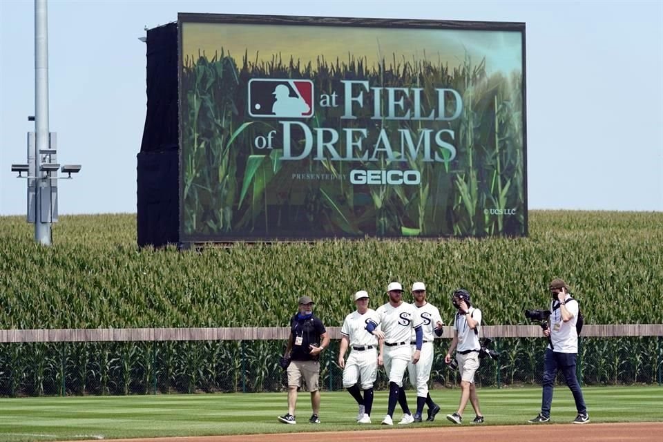 Yanquis y Medias Blancas de Chicago jugaron en el 'Campo de los Sueños', donde se filmó la popular película 'Field Of Dreams' en 1989. Observa las imágenes.