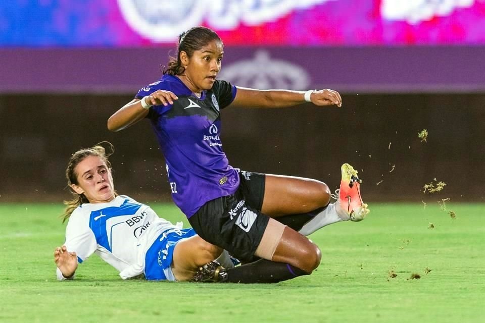 Rayadas fueron superiores a Mazatlán, y el marcador lo reflejó desde el medio tiempo: 2-0.