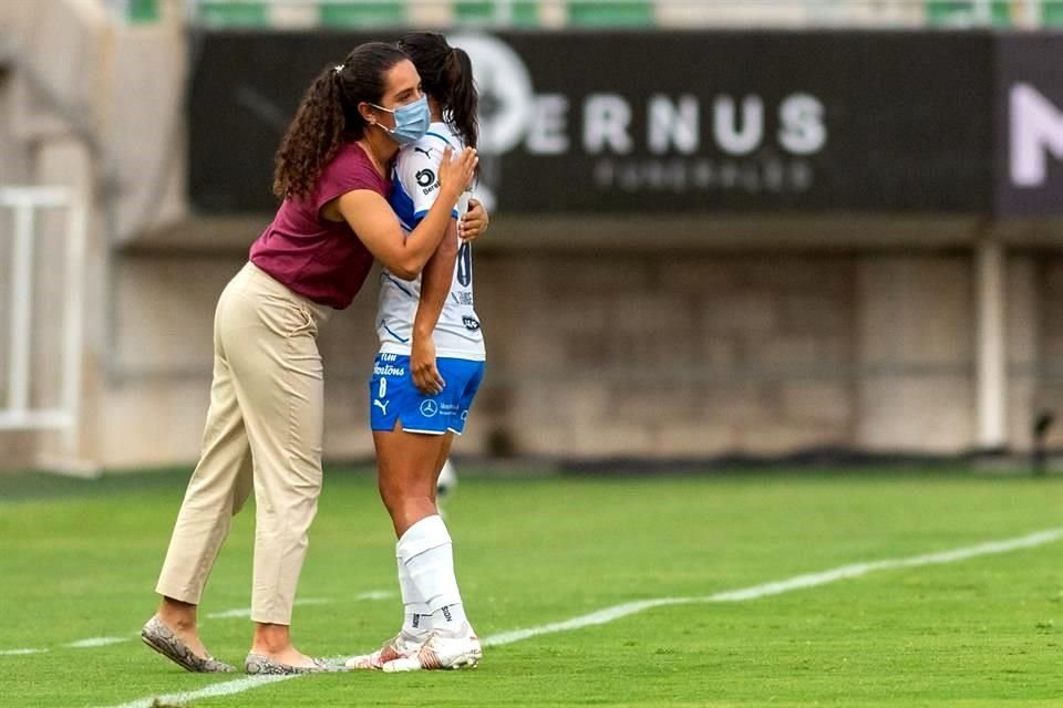 Rayadas fueron superiores a Mazatlán, y el marcador lo reflejó desde el medio tiempo: 2-0.