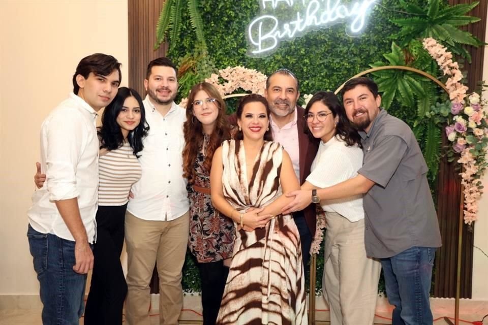 Andrick García, Alondra Alejo, Alfonso García, Erika Robledo, Mónica Torres y Alfonso García, Perla Thalía Alvarado y Adrián García