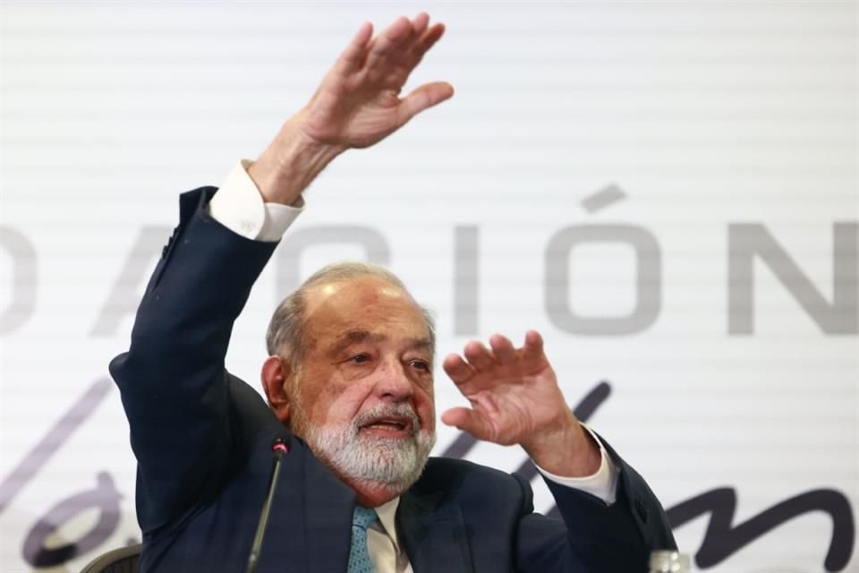 Carlos Slim Helú elogió a países como China, que han invertido hasta 40 por ciento como proporción de su PIB, mientras que México e incluso EU y Europa han descuidado este ámbito.