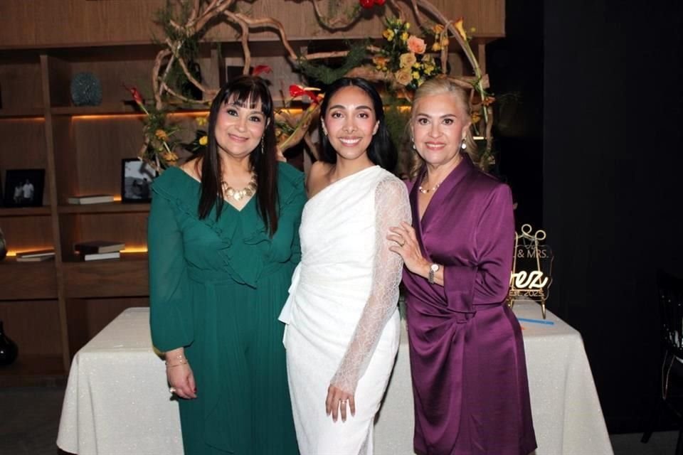 Liliana González, Mariana Juárez Domínguez y Nora Domínguez