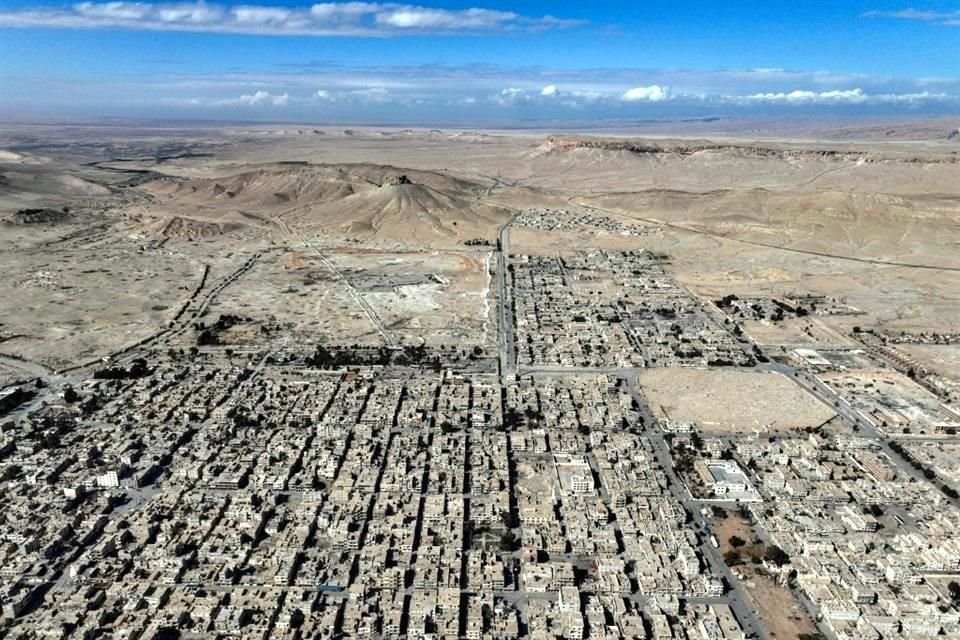 La ciudad moderna de Siria se encuentra cerca de las ruinas.