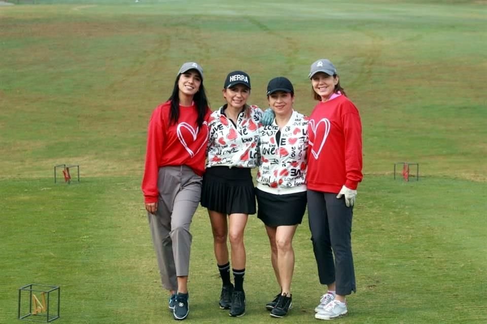 Karla Fernández, Kattia Martínez de González, Marcela Ramírez de Mier y Eugenia Castro