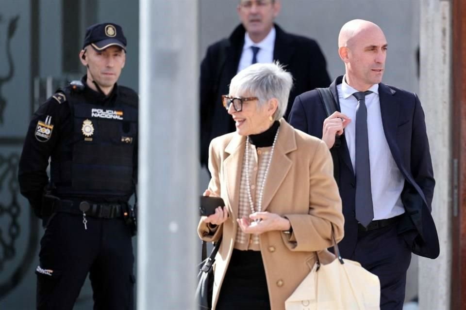 La abogada Olga Tubau pide absolución para Rubiales.