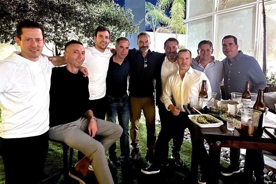 José Carlos Villanueva , James Fox, Federico Parás, EL FESTEJADO, Salvador Villarreal, Cyril Ruud, Daniel Gómez Junco, Ricardo Sada y Marcelo Guajardo