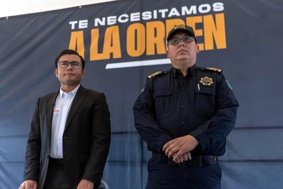 Los hechos ocurrieron poco después de las 14:00 horas del miércoles en un evento realizado por el Municipio para lanzar un programa de reclutamiento de policías.