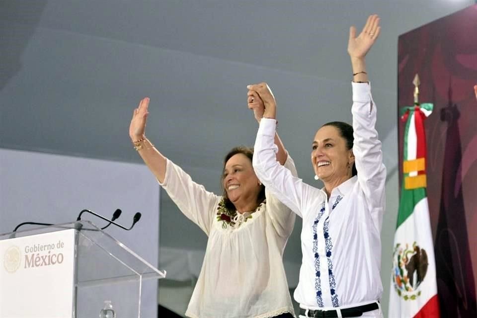 La Presidenta Claudia Sheinbaum aseguró que la Gobernadora de Veracruz, Rocío Nahle, es una mujer inteligente y muy trabajadora.