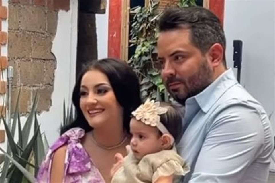 José Eduardo Derbez y Paola Dalay celebraron el bautizo de su hija Tessa, pero sin la presencia de los Derbez en la ceremonia.