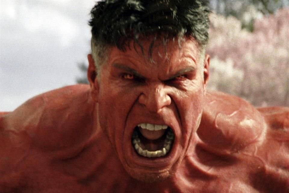 Harrison Ford se convirtió en el Hulk Rojo para esta película.