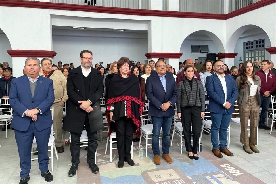 El Alcalde Andrés Mijes presentó a Hugo Espiricueta como el titular de la Secretaría de Cultura, Educación y Recreación Social.