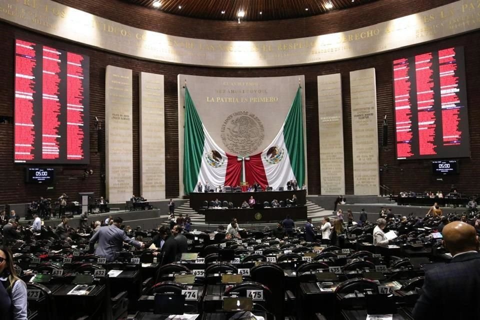 Aspecto de la sesión de Pleno en la Cámara de Diputados.