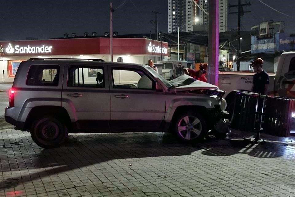 El accidente se registró alrededor de la 1:30 horas en el cruce de la Avenida Madero y Serafín Peña.