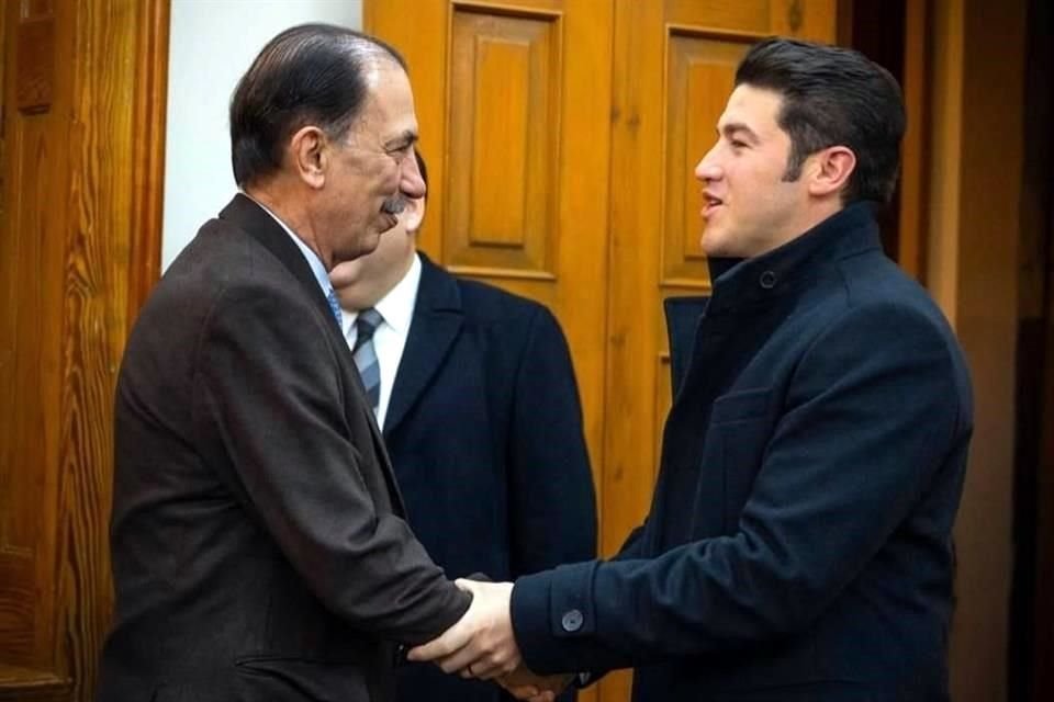 El Fiscal Javier Flores y el Gobernador Samuel García durante la Mesa de Seguridad.