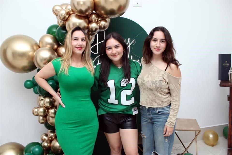 Linda Olivares, Abril Mendoza y Rossy Mendoza