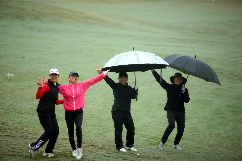 Rocío Guajardo, Katia Martínez, Marcela Ramírez y Stefany Detouch