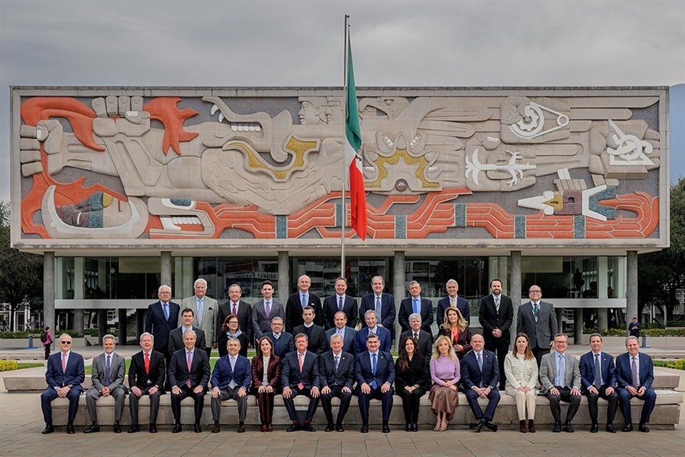 Miembros del Consejo del Grupo Educativo Tecnológico de Monterrey.