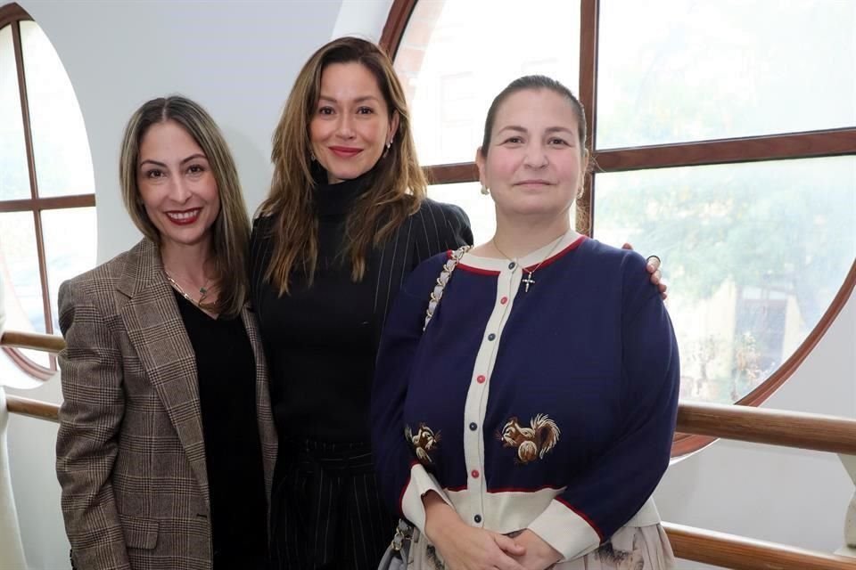 Vanessa Villarreal de Martínez, Analee Welsh de Hadjópulos y Mara Sepúlveda