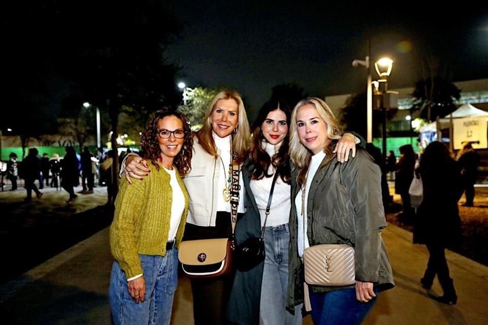 Cinthia de Garza, Gladys Perches, Mariana Perches e Isela Perches