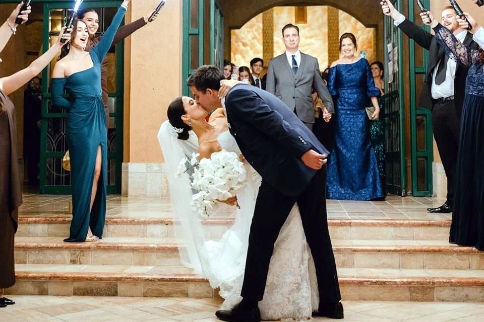 Viviana Madero Ramos y Andrés Sada Ochoa