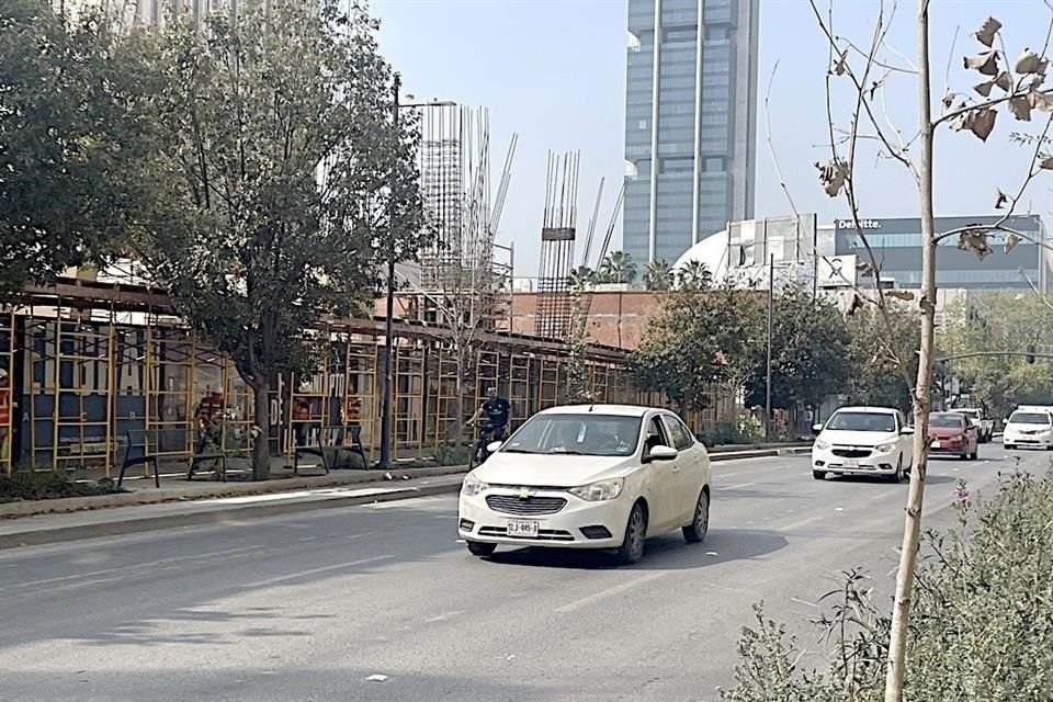 Durante un recorrido por la calle Ocampo, sólo se pudo detectar a seis personas en bicicleta en un lapso de cuatro horas.