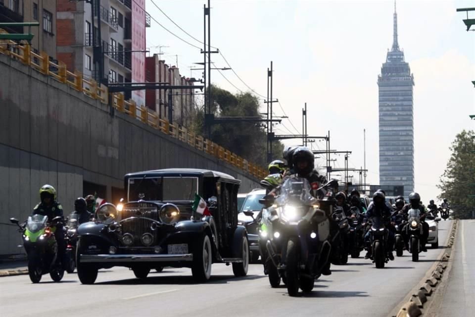 El centro de la ciudad fue recorrido a su paso rumbo al mercado martínez de la Torre.