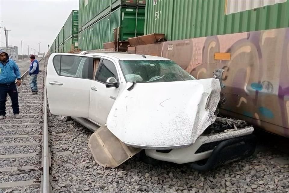 El accidente ocurrió en la Vía a Saltillo y la calle de terracería 15 de Junio, en las inmediaciones de la Colonia Monclova.